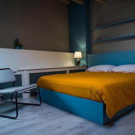 Il Piccolo Loft Holiday Home 帕拉佐洛阿克雷伊德 外观 照片