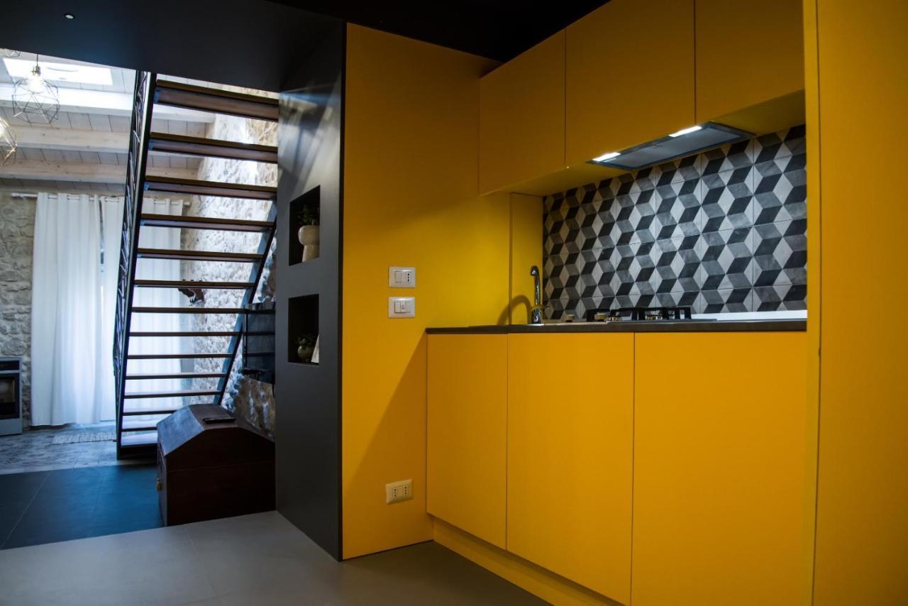 Il Piccolo Loft Holiday Home 帕拉佐洛阿克雷伊德 外观 照片